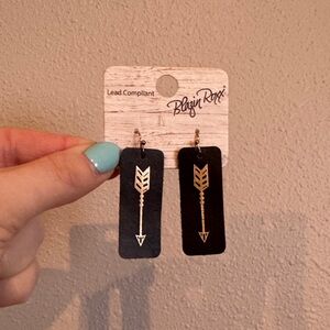 Blazin Roxx Brown Leather Earrings with Gold Arrow Design